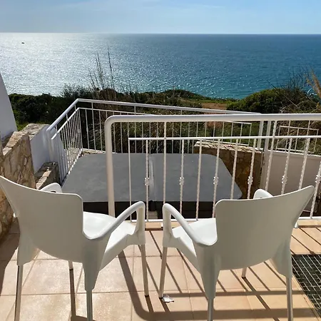 Rum i privatbostad With Sea View Salema